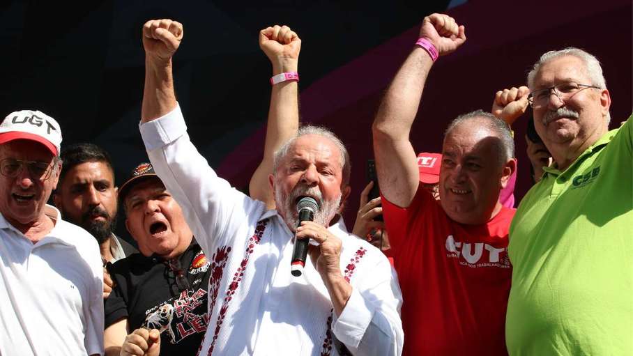 Com Lula, 1º de Maio das centrais sindicais reúne milhares em SP; veja como foi